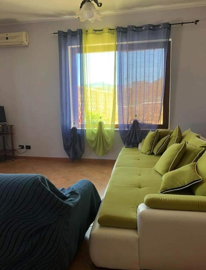 Appartamento In Villa Splendente 카스텔라마레델골포 외부 사진